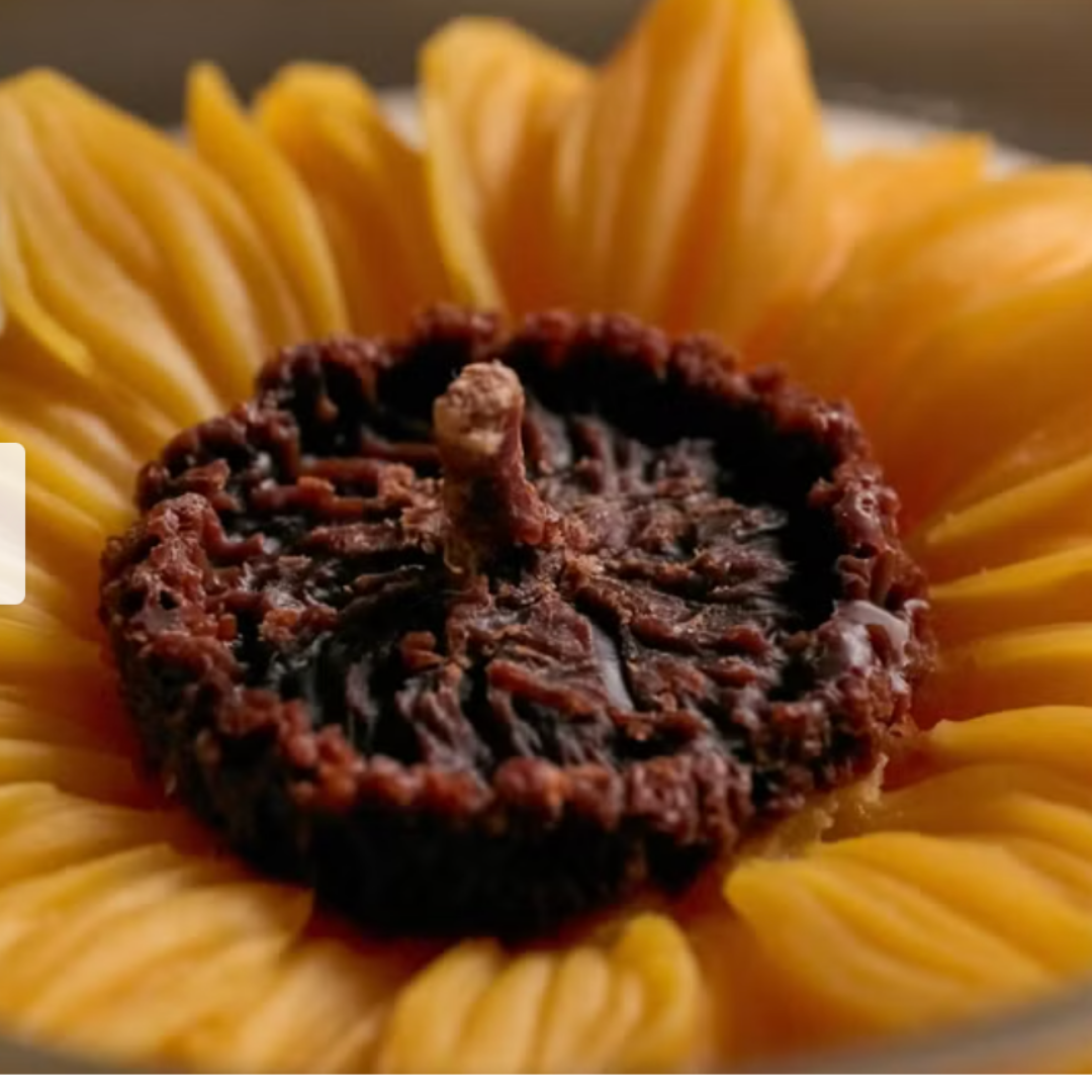 Golden Glow Sunflower Candle