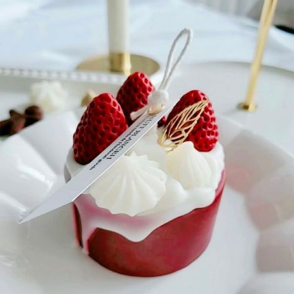 Mini Cake Candle